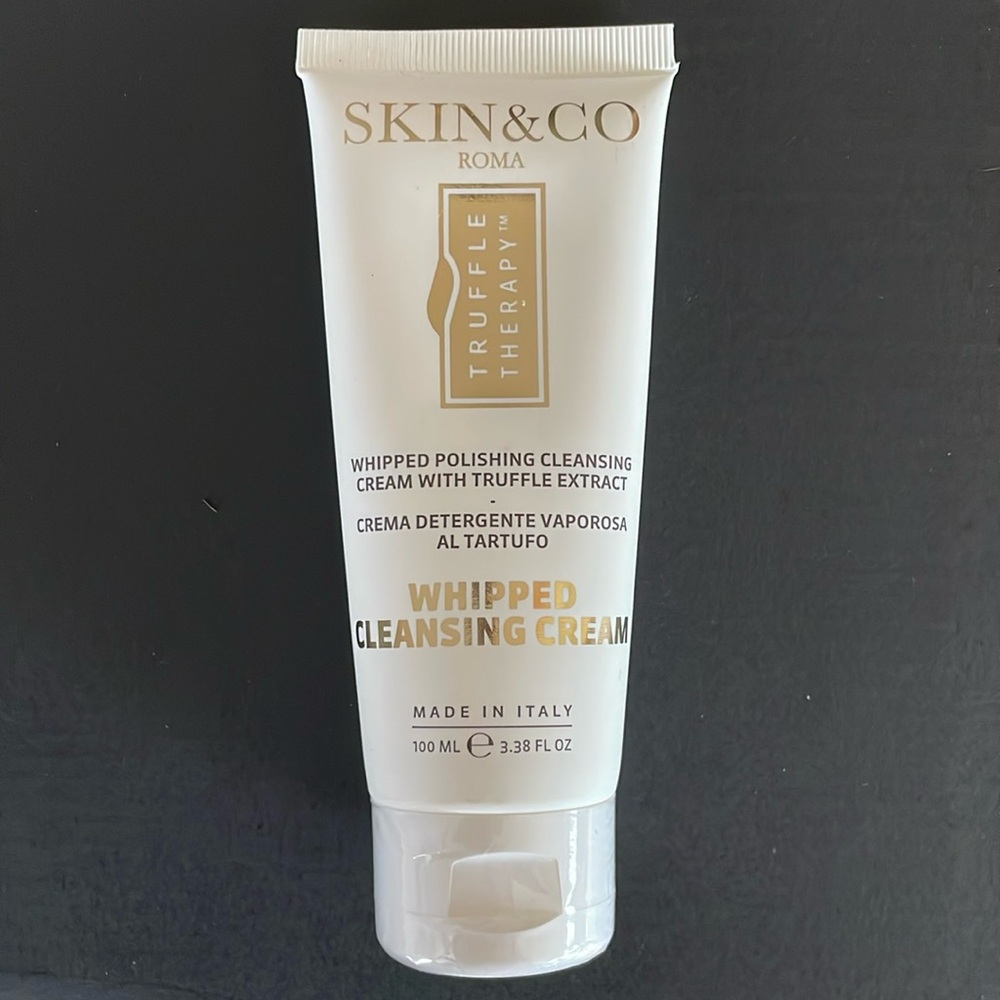 Skin & Co Truffle Therapy whipped cleansing cream